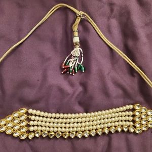 New Kundan Choker (White Pearl Accent)